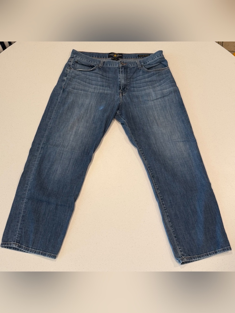 Lucky Brand 329 Classic Straight Jeans Mens 38x30 Blue Medium Wash Stretch Denim